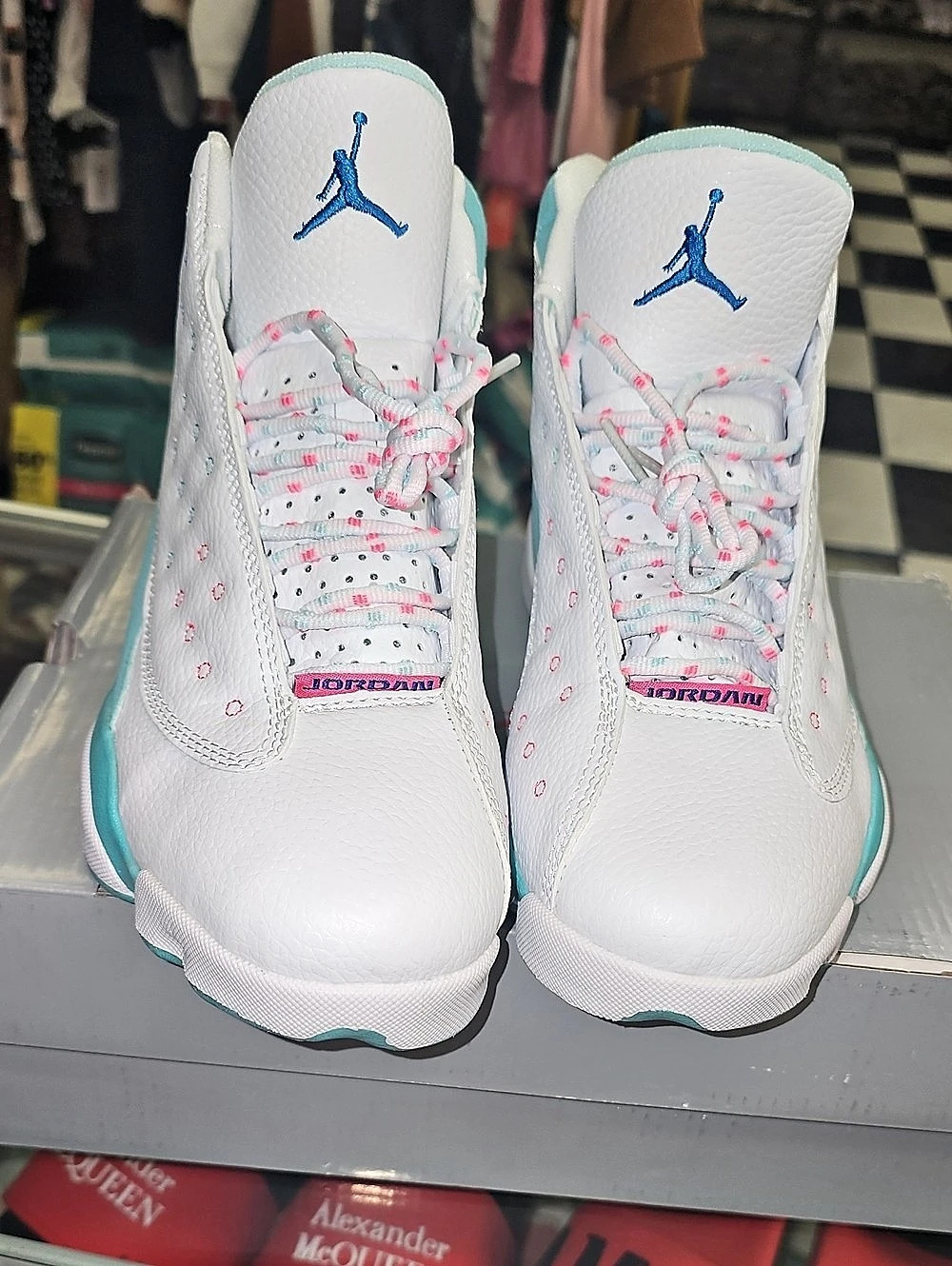 Jordan Air Jordan 13 Retro Sneakers White & Blue US 9.5